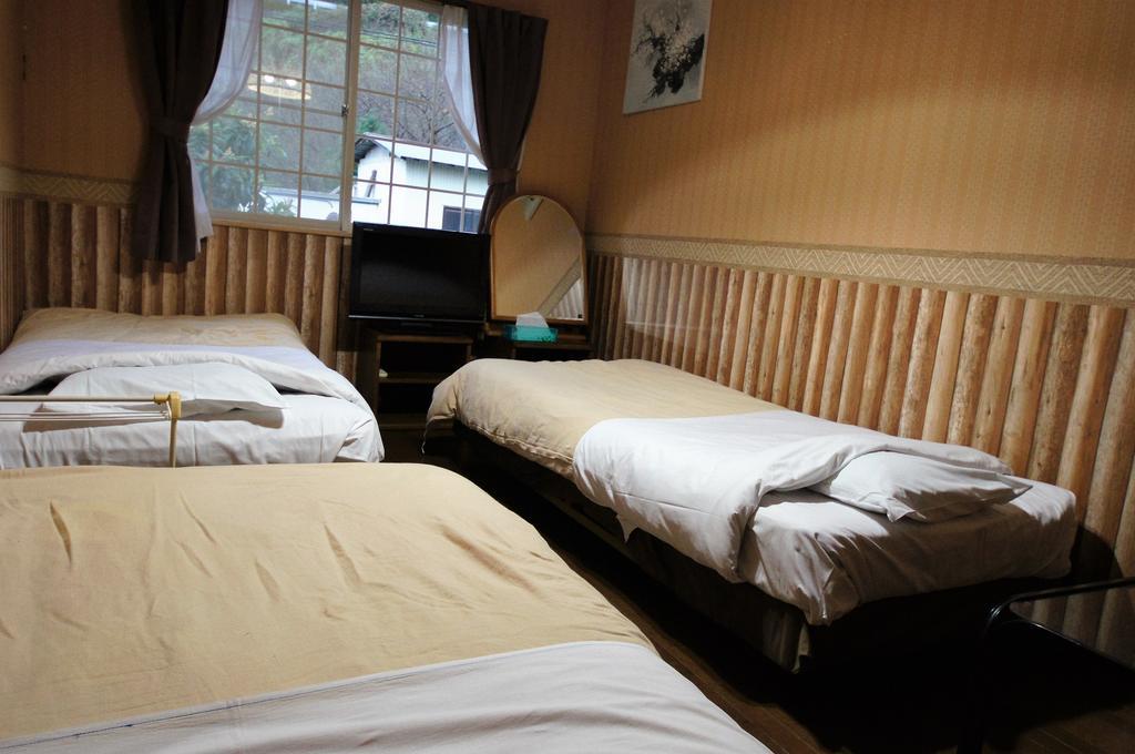 Biwa Monogatari Hotel Atami  Kültér fotó